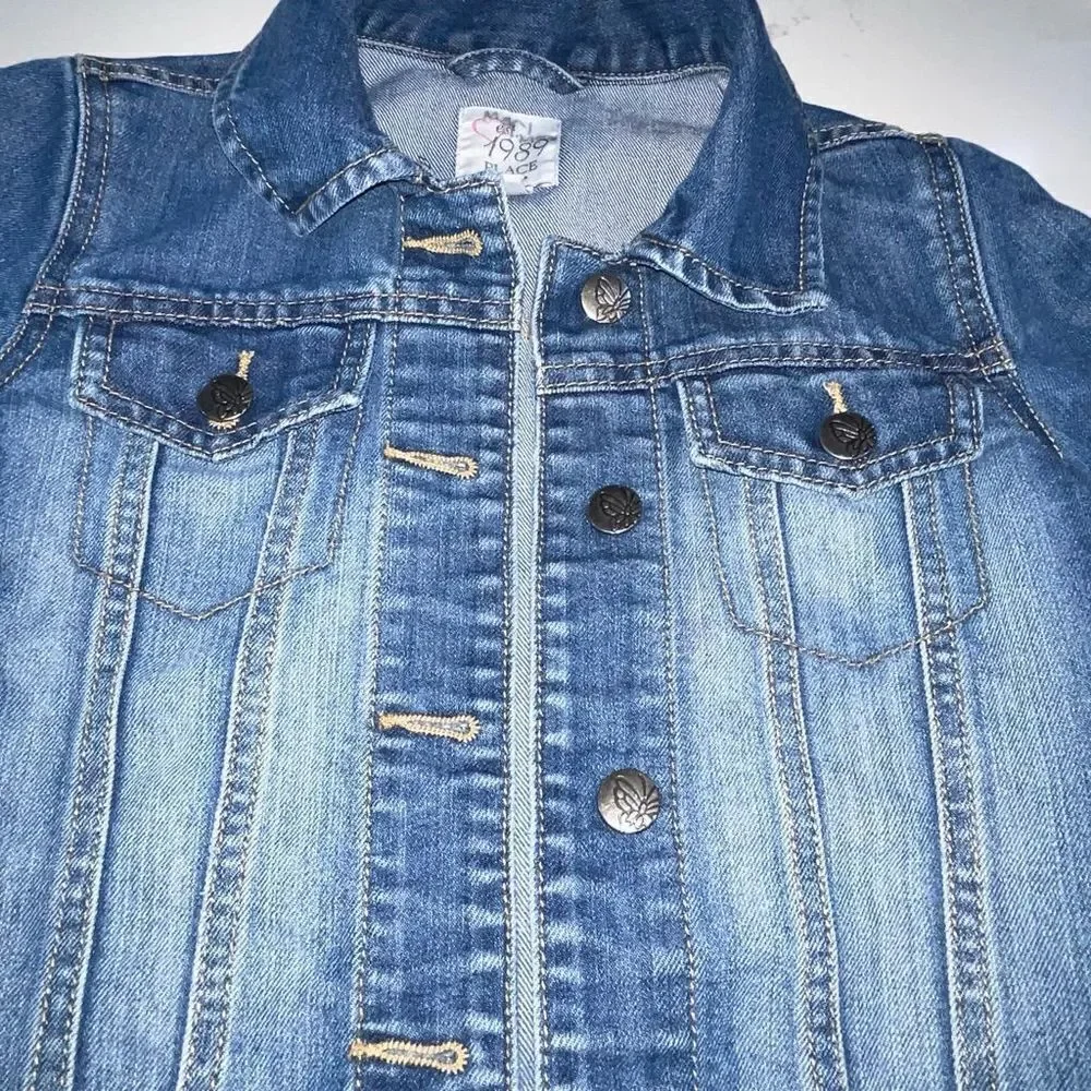 Children’s Place Medium Wash Denim Jean Jacket‎ - Size Medium 7/8